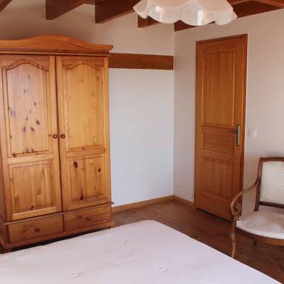 Borieta Farmhouse Southern French Alps - Fenata - bedroom.jpg